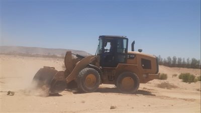بتوجيهات محافظ قنا.. حملة مكبرة لإزالة واسترداد 19 فدان أملاك دولة بالترامسة