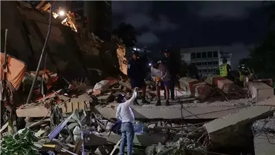 الخارجية الأمريكية تعلن إرسال فرق إنقاذ ومساعدات عاجلة إلى فنزويلا