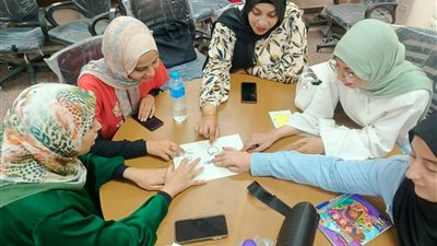 جامعة سوهاج تنظم ورشًا تدريبية لإعداد رفقاء داعمين للطلاب ذوي الإعاقة 