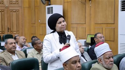 محافظ قنا: تحديث منظومة التوك توك ووضع كود تعريفي لكل مركبة