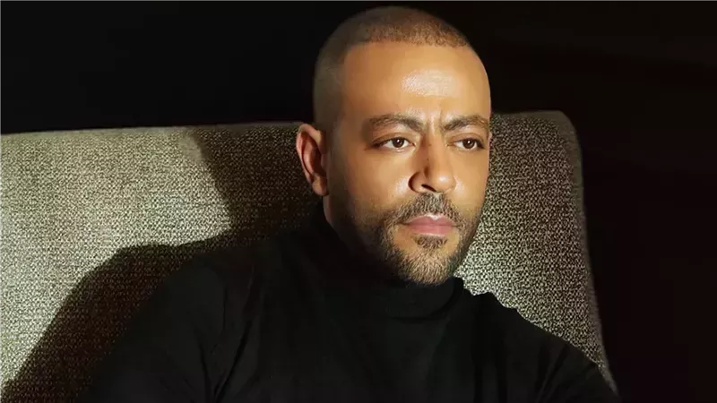 تامر عاشور 