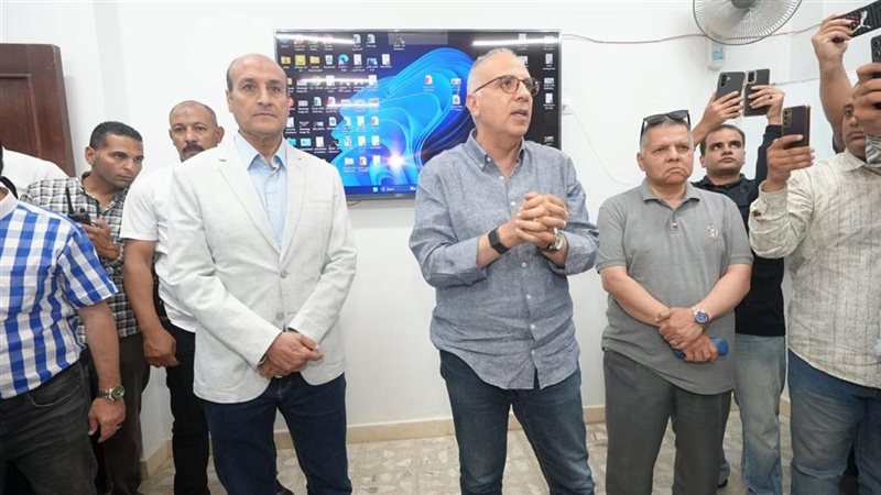 محافظ أسيوط 