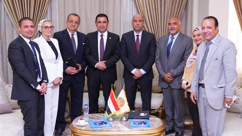 جانب من اللقاء 