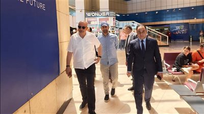 رئيس المصرية للمطارات يتابع مشروعات التطوير بمطاري شرم الشيخ والغردقة 