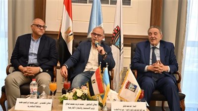 وزير الاستثمار يستمع لمطالب مجتمع الأعمال ويؤكد إزالة المعوقات التي تواجه المستثمرين