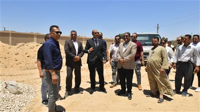 محافظ أسيوط يتابع إنشاء مركز لإيواء الكلاب الضالة والتعامل الآمن معها