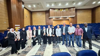 طلائع برلمان السويس يشاركون في المعسكر الثالث للمحافظات الحدودية 