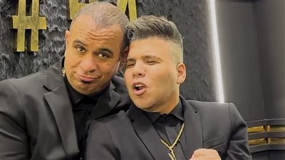 لا سيجارة ولا كاس ولا بنات .. عمر كمال يُشيد بـ محمود الليثي : بتعلم منه