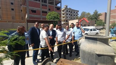 نائب محافظ الجيزة يتفقد أعمال الصيانة لرفع كفاءة محطة الصرف الصحي ببشتيل