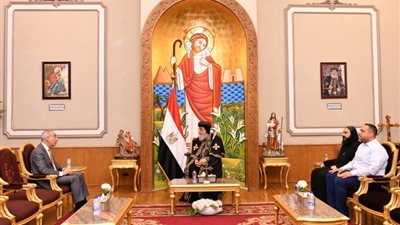 البابا تواضروس الثاني يستقبل رئيس مجلس إدارة الهيئة العامة للاستعلامات