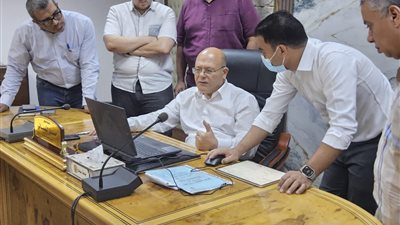 جامعة سوهاج تناقش التصميمات الهندسية لأول مستشفى جامعي للعلاج الحر