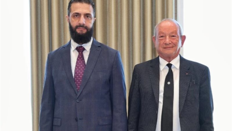 ساويرس والشرع