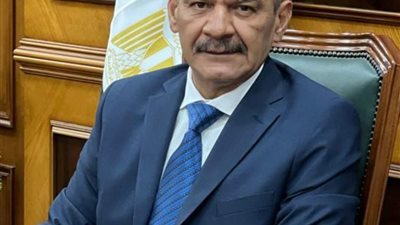 محافظ السويس يصدر حركة تكليفات جديدة لرؤساء حيي السويس والأربعين