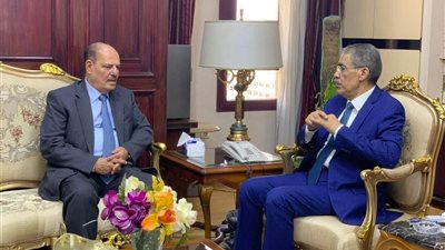وزير الإعلام ومؤيد اللامي يبحثان تعزيز التعاون الإعلامي العربي