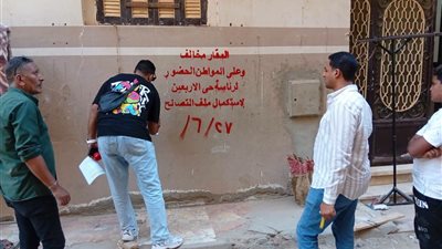 حي الأربعين بالسويس يواصل حملات طرق الأبواب لاستكمال ملفات التصالح