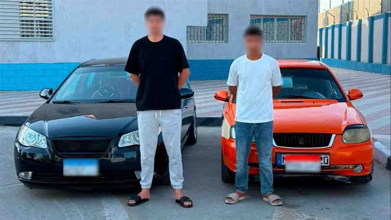 المتهمين بأداء حركات