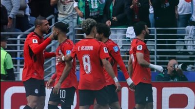 صلاح وشوبير وهاني في التشكيلة المثالية لدور مجموعات كأس العالم