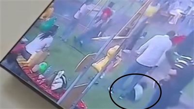 كارثة في نادي شهير.. رجل يعتدي على طفل 4 سنوات أمام الجميع: 