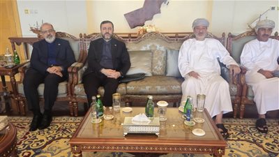 إيران تعقد الاجتماع الأول للجنة المشتركة مع عمان بشأن مضيق هرمز بمسقط