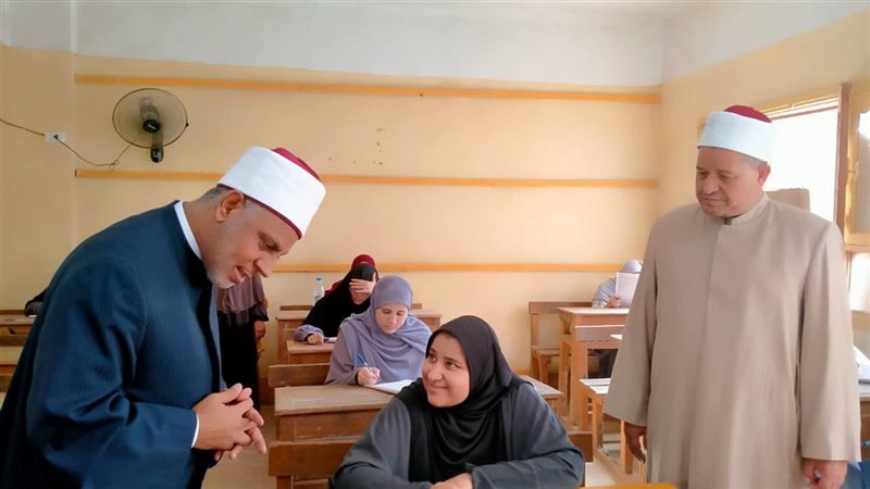 رئيس قطاع المعاهد