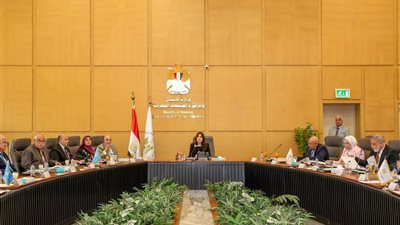 وزيرة الإسكان تترأس عمومية 