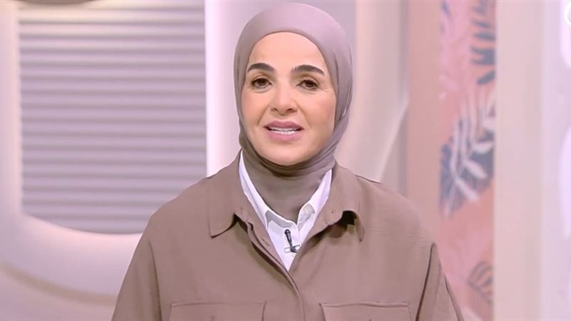 منى عبد الغني 