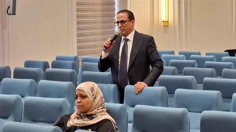 صالح عبدالمنعم 