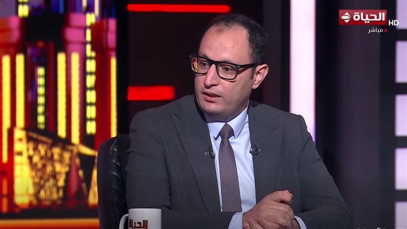 الكاتب الصحفي أحمد
