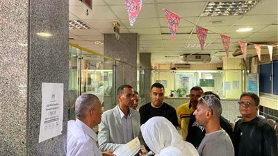 رئيس حي الأربعين يتفقد المركز التكنولوجي ويستمع لشكاوى المواطنين
