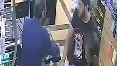 رفض إعادة وصلة الشاحن فاعتدى عليه.. مشاجرة داخل محل بحدائق القبة