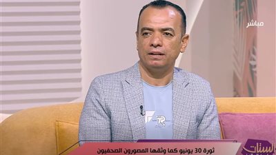 «قعدنا شهرين في الاتحادية مكنتش بروح».. محمد أسد يكشف كواليس تغطية 30 يونيو