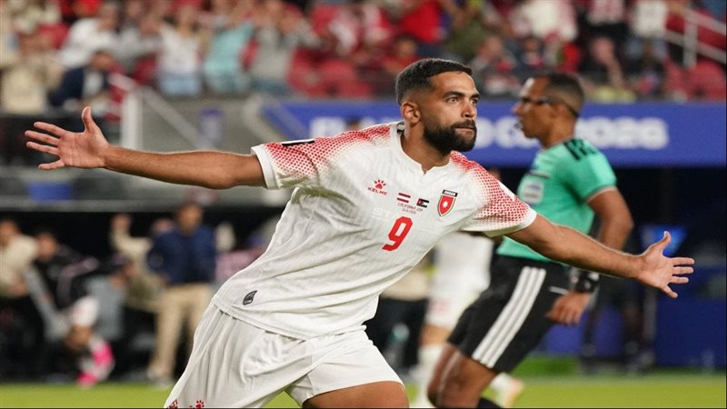 علي علوان نجم المنتخب