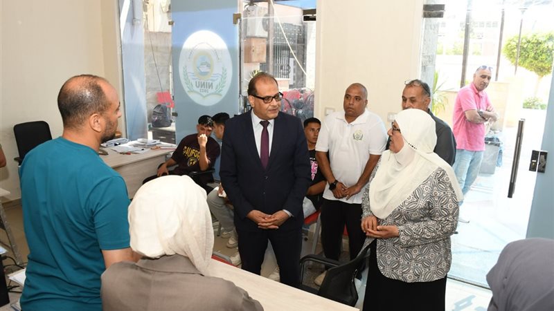 جانب من المتابعة