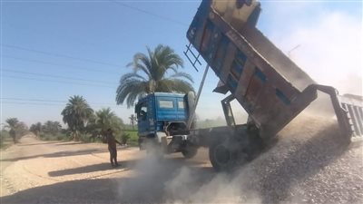 انطلاقة جديدة في الزينية.. رصف طريق بطول 700 متر واستكمال الصرف الصحي 