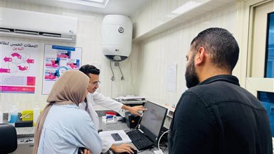 إدارة الرعاية الأولية تتفقد وحدة طب أسرة السادات لمتابعة جودة الخدمات الصحية 
