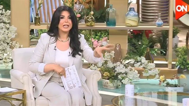 الإعلامية منى الشاذلي