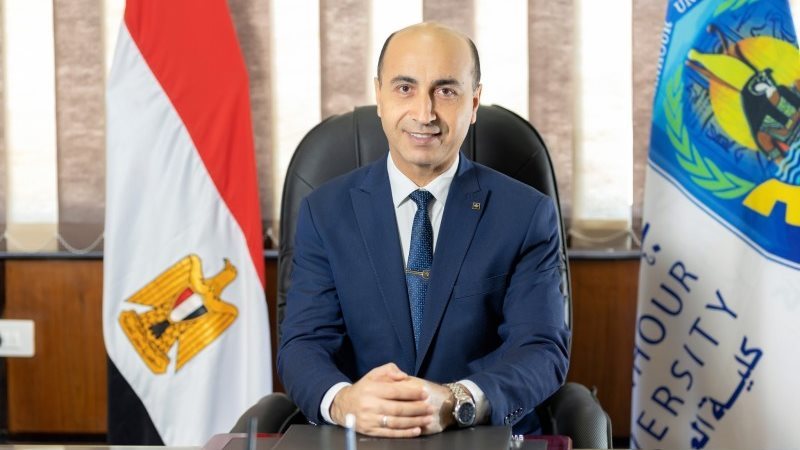 رئيس جامعة دمنهور