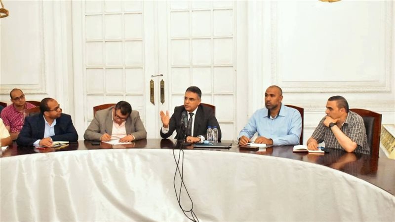 بحث آليات التواصل
