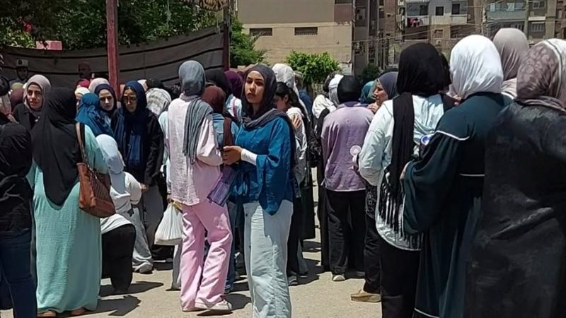 طلاب الثانوية العامة