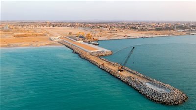 ميناء العريش البحري يستأنف نشاطه بعد استقرار الأحوال الجوية           