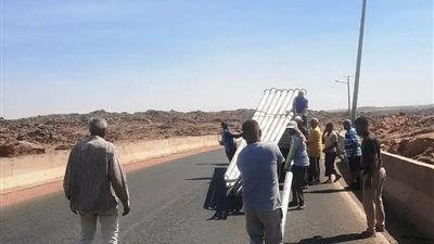 محافظ أسوان يوجه بتعزيز الإنارة بطريق السد العالي شرق بتكلفة 5.5 مليون جنيه