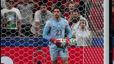 المهدي سليمان: مصطفى شوبير أفضل حارس في كأس العالم