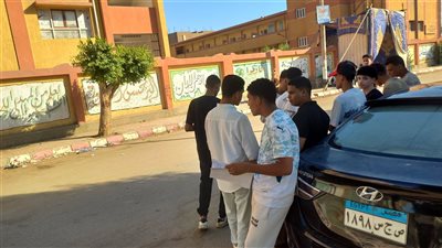 إصابة طالبة بحالة إغماء أثناء أداء امتحان الإنجليزي فى أبو تشت بقنا 