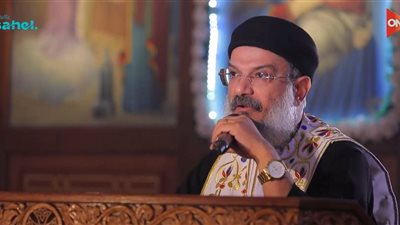 المعنى الحقيقي لآية «من ضربك على خدك فاعرض له الآخر».. القس فليمون يفجر مفاجأة