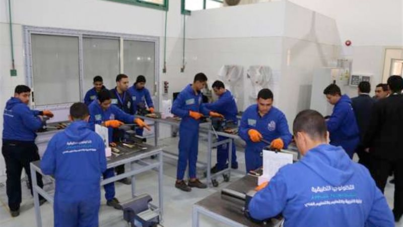 المدارس التكنولوجية