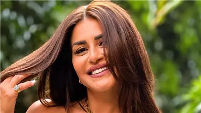 منة فضالي تعتذر عن المسلسل السوري عيلة عاملة عمايل |خاص