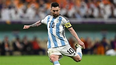 شاهد بالصورة.. أول ظهور لميسي بعد إصابته بكدمة | موقف مشاركته ضد مصر