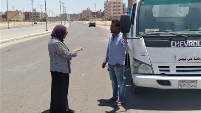 حي فيصل بالسويس يواصل تطوير شبكة الكهرباء وصيانة أعمدة الإنارة استجابة للمواطن