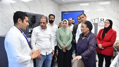 نائب وزير الصحة تشيد بسرعة استجابة البحيرة لتلافي ملاحظات الزيارات السابقة