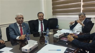 رئيس جامعة المنوفية يواصل المشاركة في أعمال لجنة إعداد رؤية وطنية 